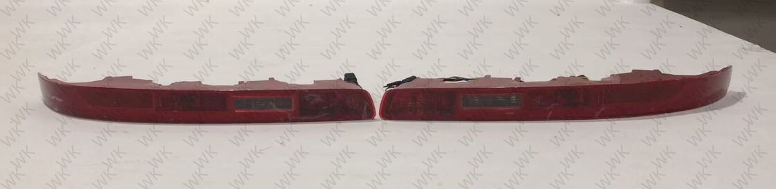 2006-2015 Audi Q7 Rear Bumper Light | 4-Wire LED Reflector 4L0945095 / 4L0945096